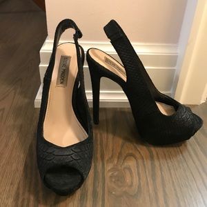 Steve Madden black platform heels
